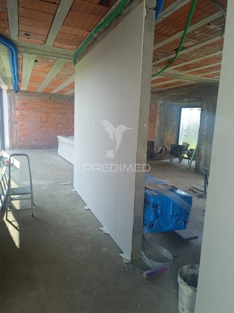 Moradia T3 para Venda em Areias, Sequeirô, Lama e Palmeira