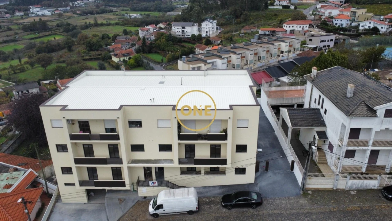 Apartamento T2 para Venda em Freamunde Foto 6