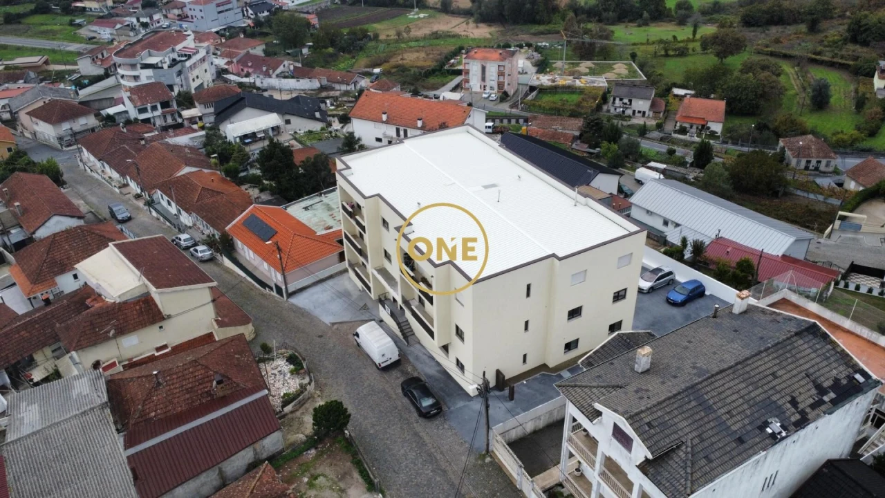 Apartamento T2 para Venda em Freamunde Foto 10
