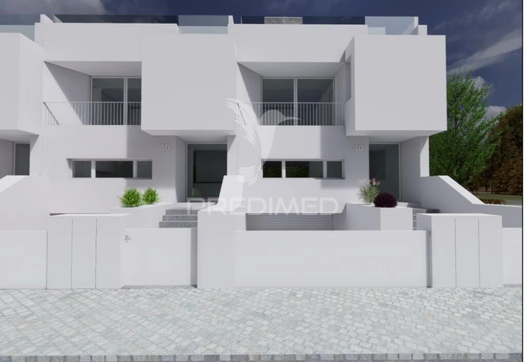 Moradia T3 para Venda em Atalaia e Alto Estanqueiro-Jardia Foto 1