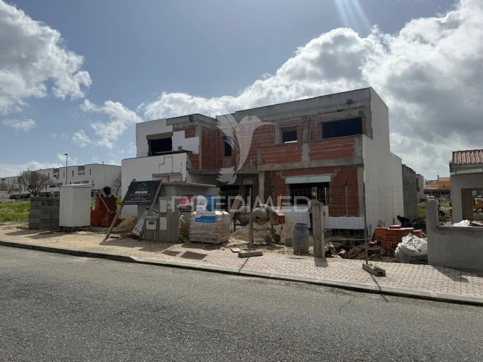 Moradia T5 para Venda em Santo Andre Foto 4