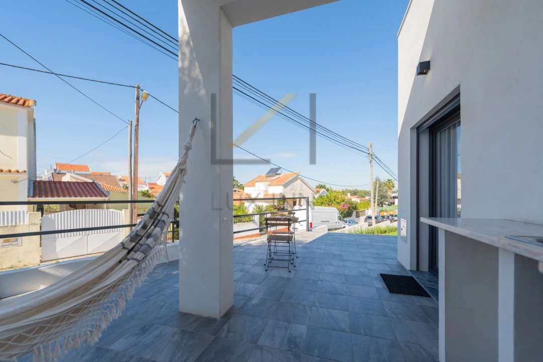 Moradia T3 para Venda em Charneca de Caparica e Sobreda Foto 27
