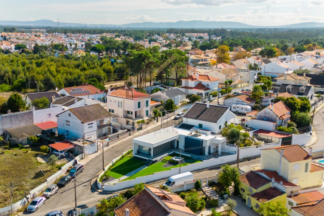 Moradia T3 para Venda em Charneca de Caparica e Sobreda Foto 55