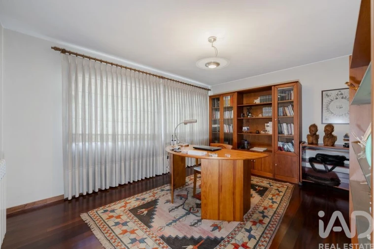 Moradia T4 para Venda em Nogueira, Fraião e Lamaçães Foto 7