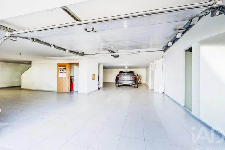 Moradia T4 para Venda em Nogueira, Fraião e Lamaçães Foto 33