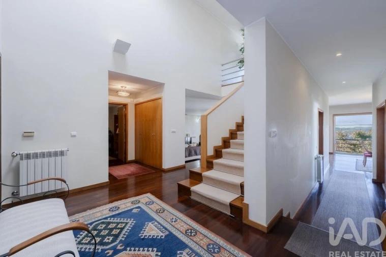 Moradia T4 para Venda em Nogueira, Fraião e Lamaçães Foto 6