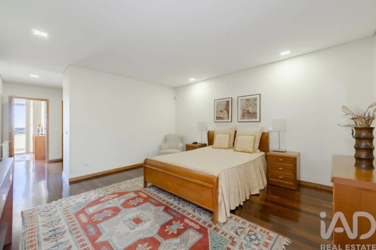 Moradia T4 para Venda em Nogueira, Fraião e Lamaçães Foto 21