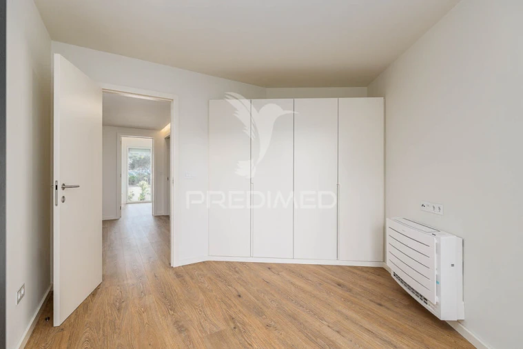 Apartamento T4 para Venda em Colares Foto 20