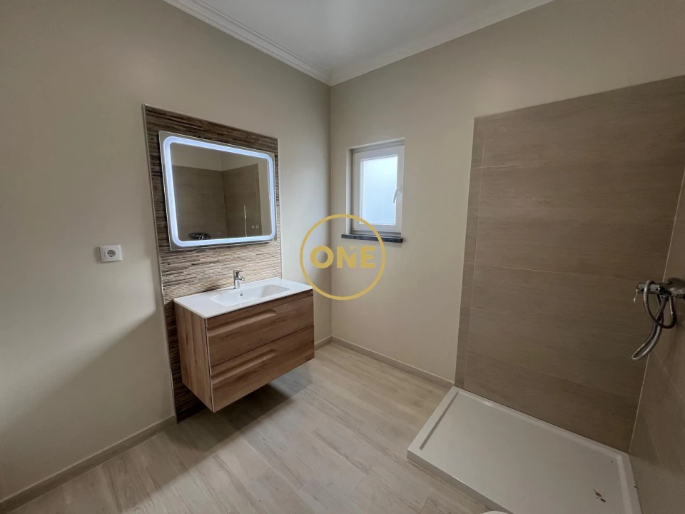 Moradia T3 para Venda em Glória do Ribatejo e Granho Foto 29