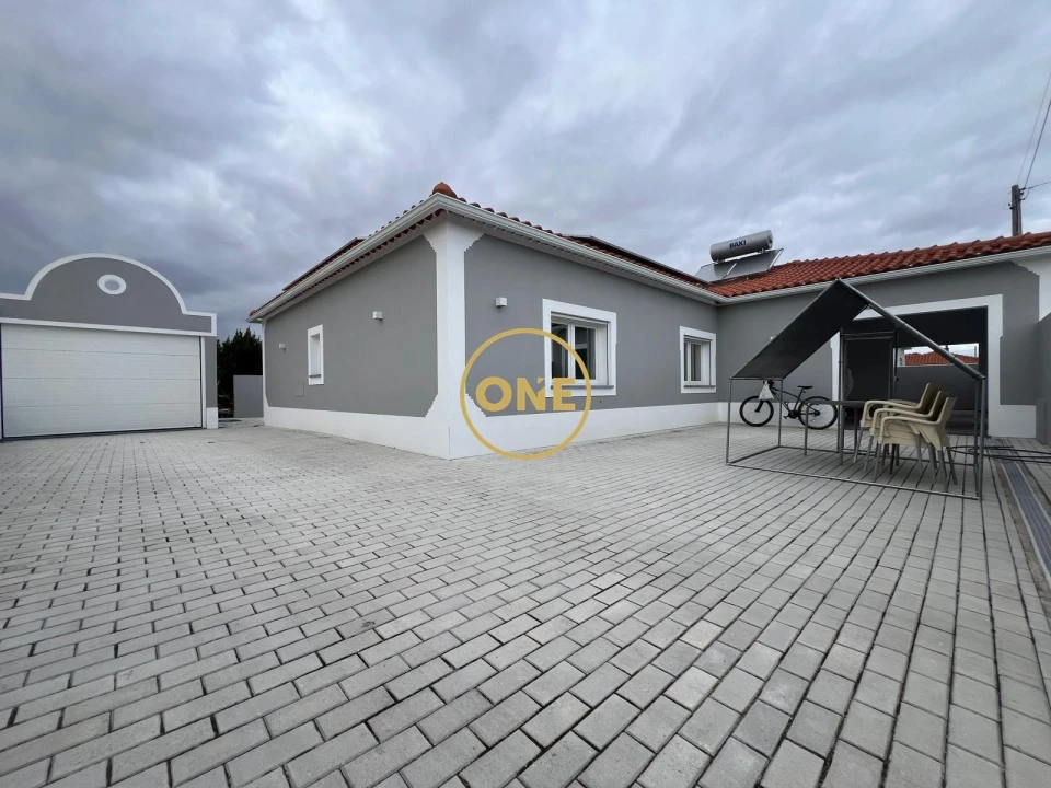 Moradia T3 para Venda em Glória do Ribatejo e Granho Foto 2