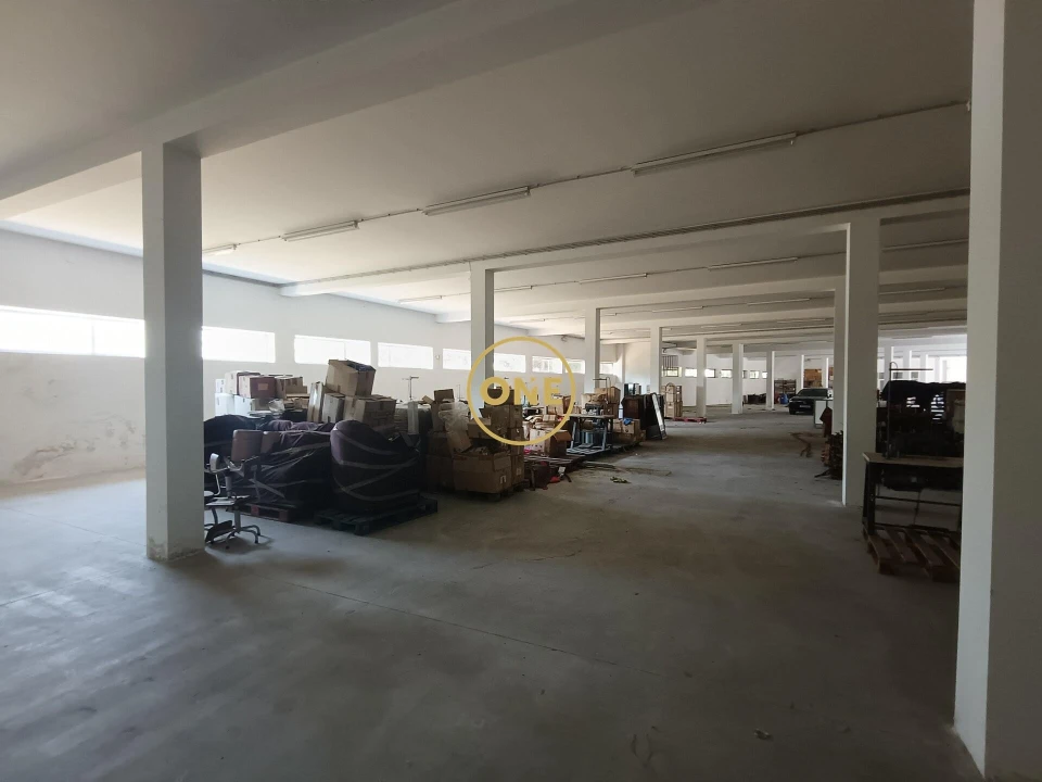 Armazém para Venda em Ronfe Foto 16