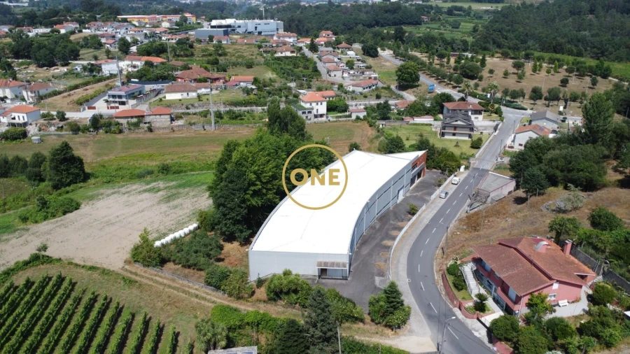 Armazém para Venda em Ronfe Foto 8