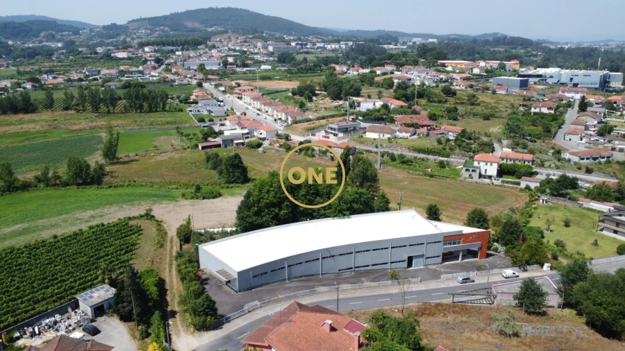 Armazém para Venda em Ronfe Foto 9