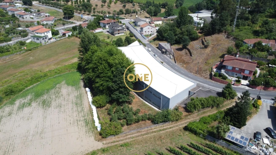 Armazém para Venda em Ronfe Foto 6