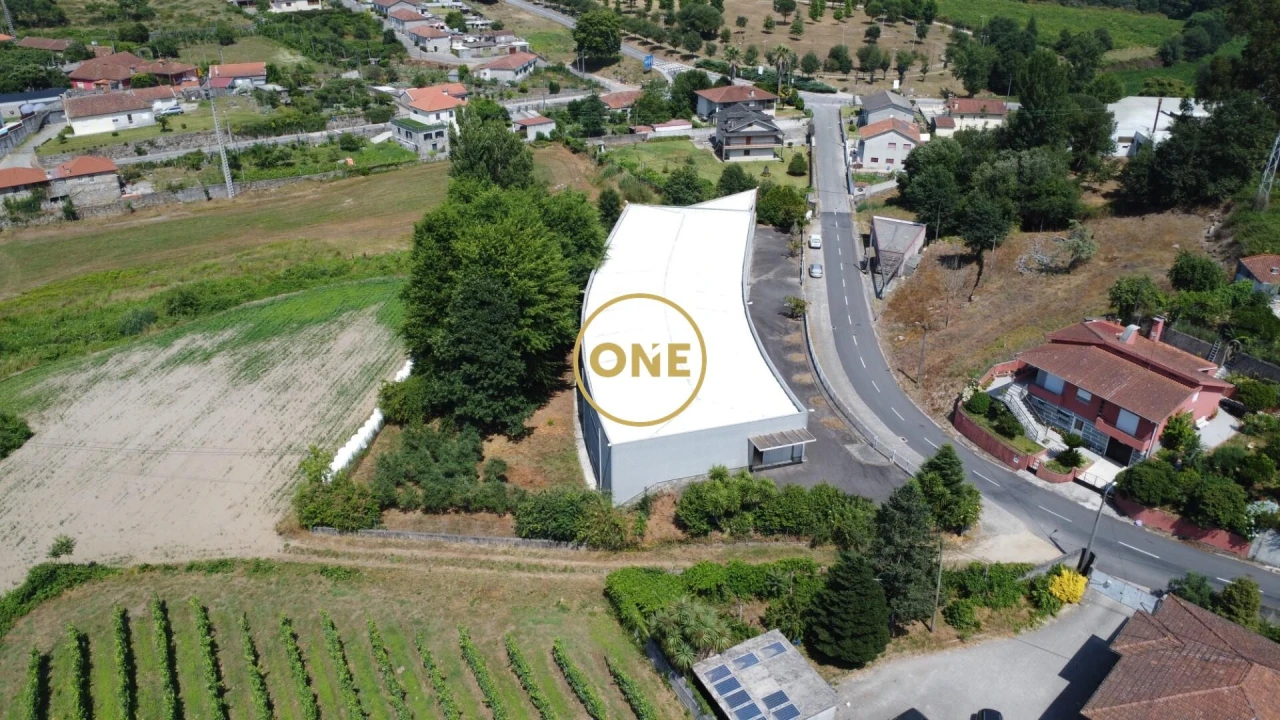 Armazém para Venda em Ronfe Foto 7