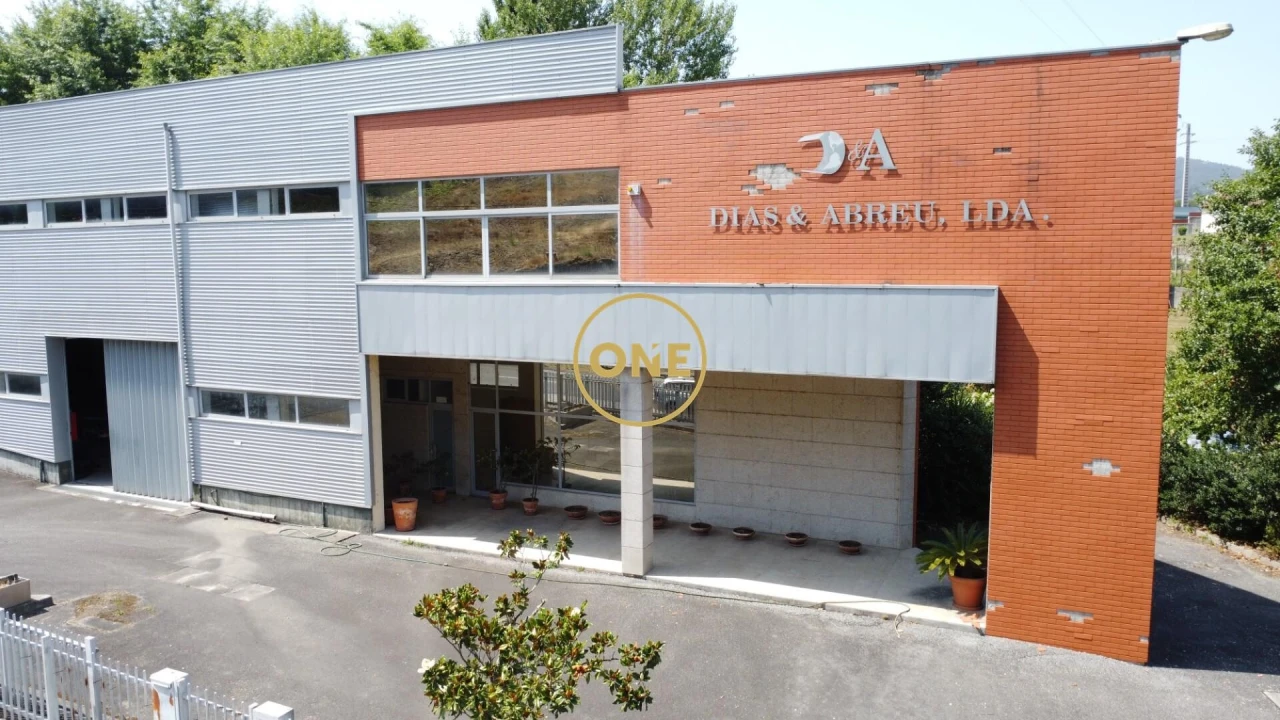 Armazém para Venda em Ronfe Foto 13