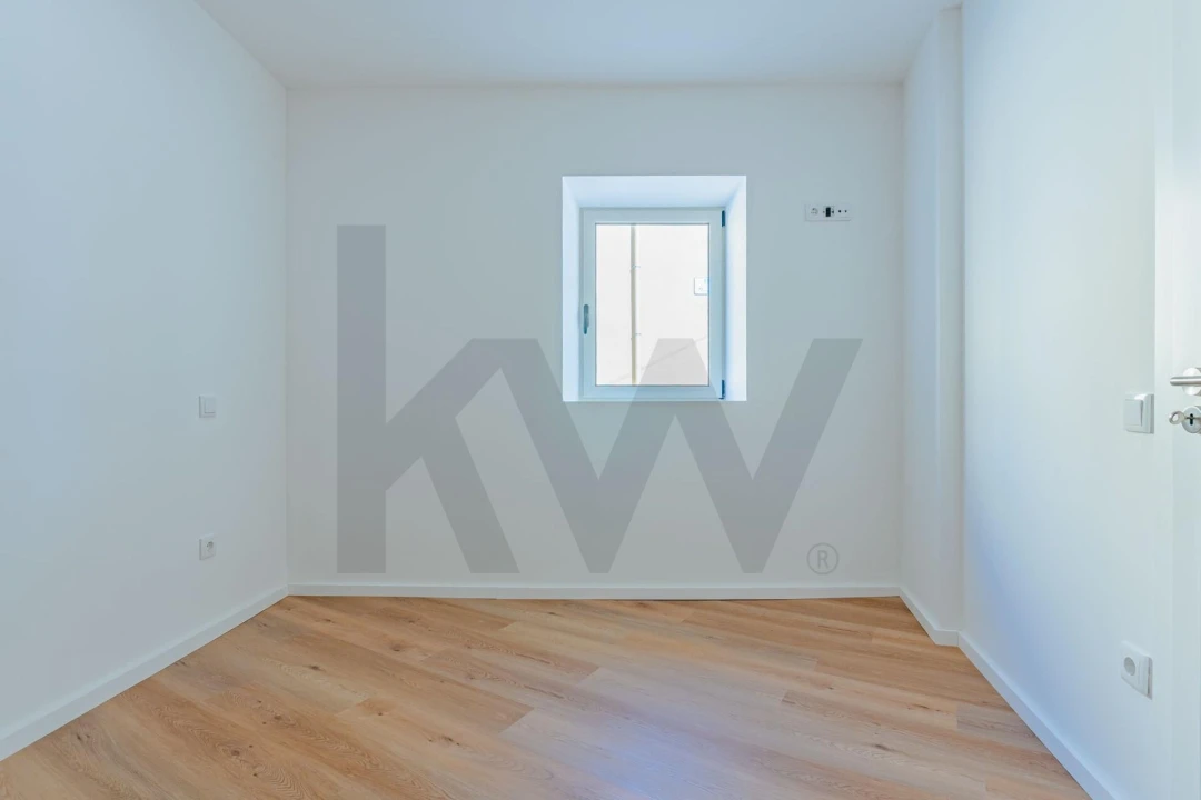 Moradia T2 para Venda em Arrifana Foto 6