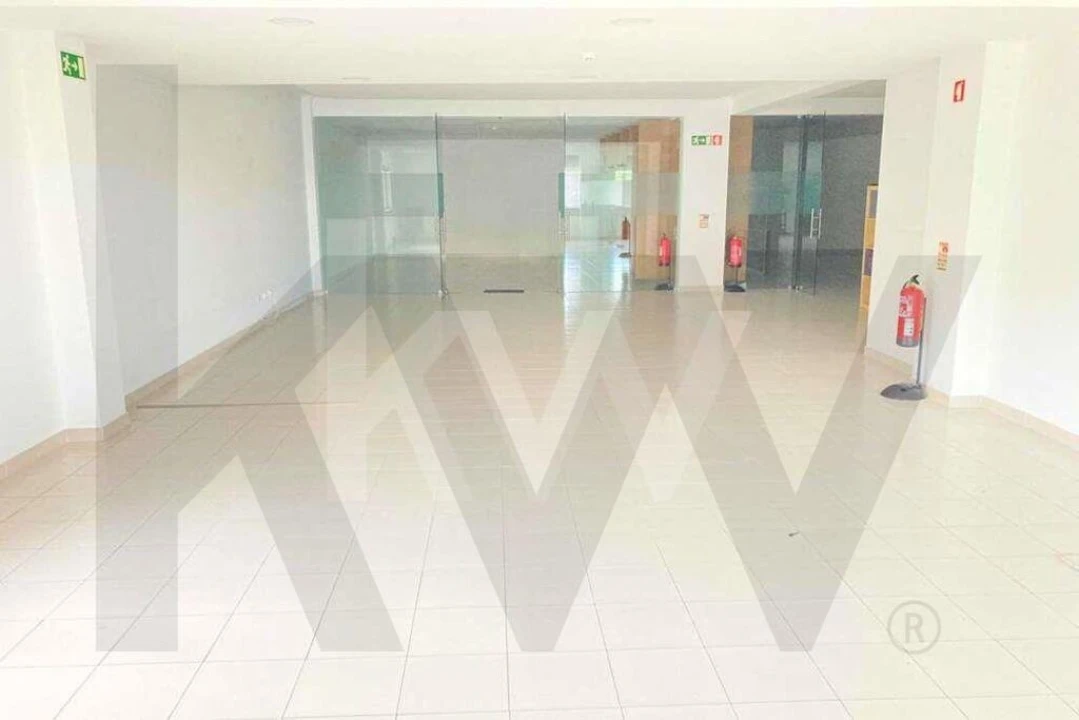 Escritório para Venda em Rio de Mouro Foto 6