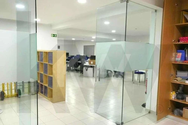 Escritório para Venda em Rio de Mouro Foto 20