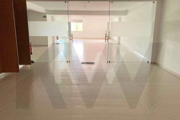 Escritório para Venda em Rio de Mouro Foto 10