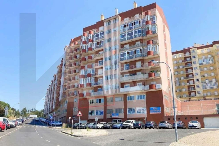 Escritório para Venda em Rio de Mouro Foto 23