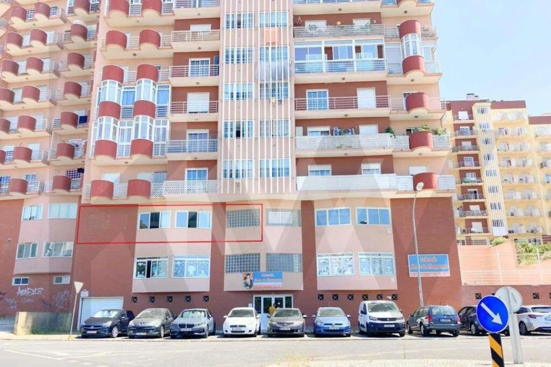 Escritório para Venda em Rio de Mouro Foto 22