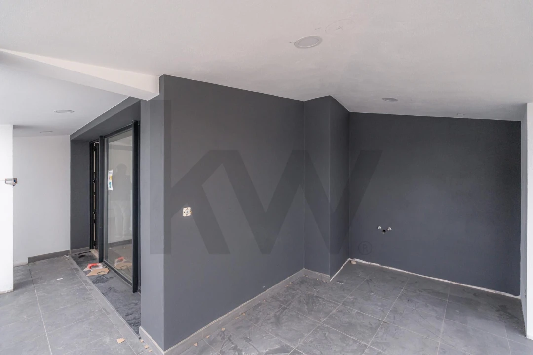 Apartamento T3 para Venda em Santo Antonio dos Olivais Foto 24