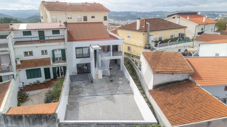 Apartamento T3 para Venda em Santo Antonio dos Olivais Foto 26