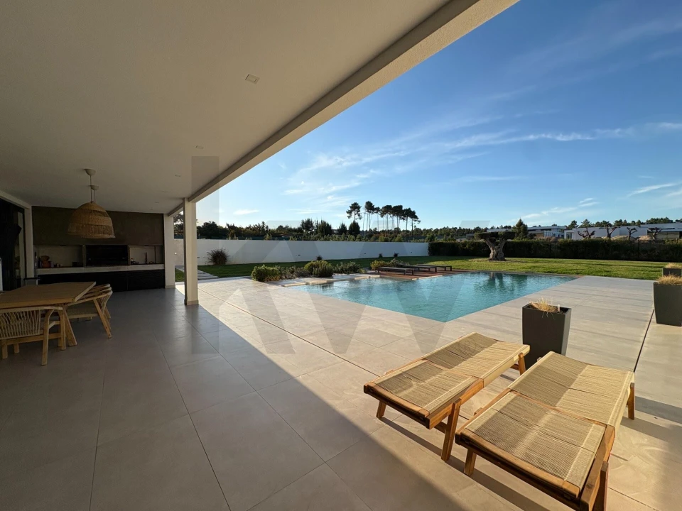 Moradia T6 para Venda em Corroios Foto 5