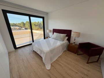 Moradia T6 para Venda em Corroios