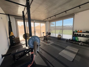 Moradia T6 para Venda em Corroios