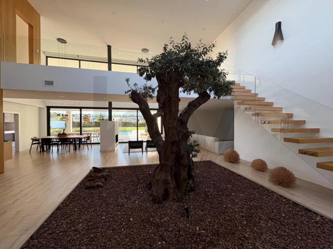 Moradia T6 para Venda em Corroios Foto 8