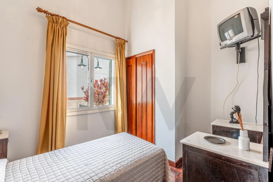 Moradia T4 para Venda em Caniço Foto 36