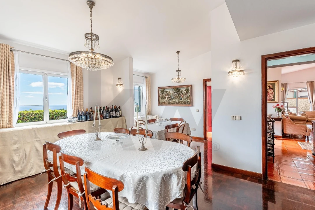 Moradia T4 para Venda em Caniço Foto 27