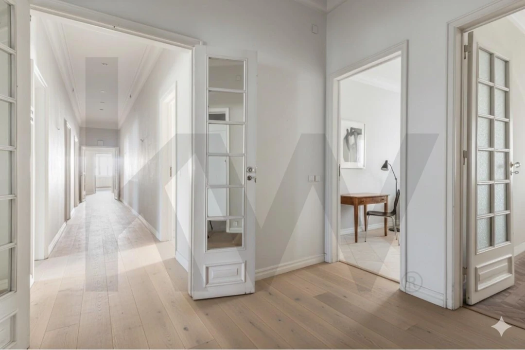 Apartamento T6 para Venda em Areeiro Foto 10