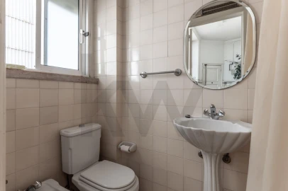 Apartamento T6 para Venda em Areeiro