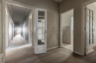 Apartamento T6 para Venda em Areeiro