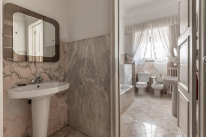 Apartamento T6 para Venda em Areeiro