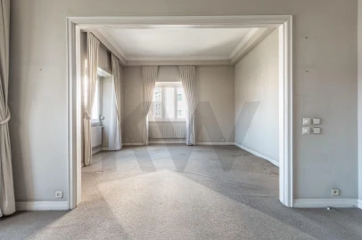 Apartamento T6 para Venda em Areeiro