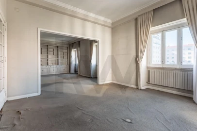 Apartamento T6 para Venda em Areeiro