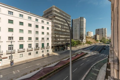Apartamento T6 para Venda em Areeiro