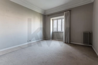 Apartamento T6 para Venda em Areeiro