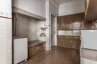 Apartamento T6 para Venda em Areeiro