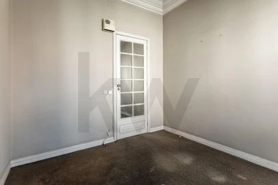 Apartamento T6 para Venda em Areeiro