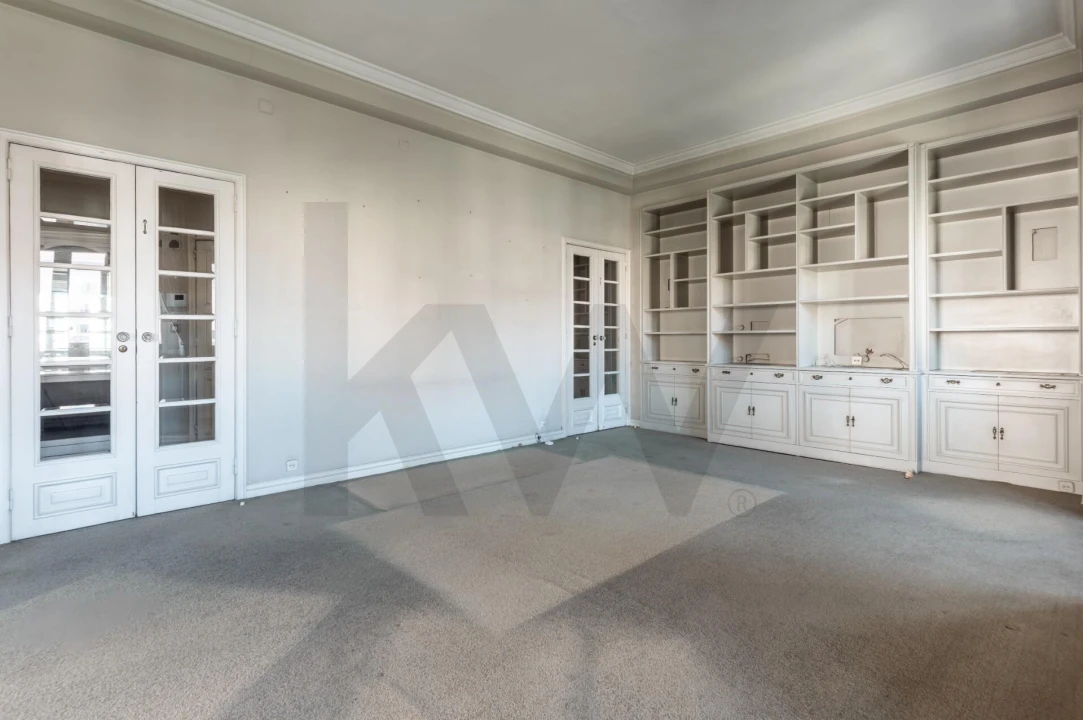 Apartamento T6 para Venda em Areeiro Foto 19