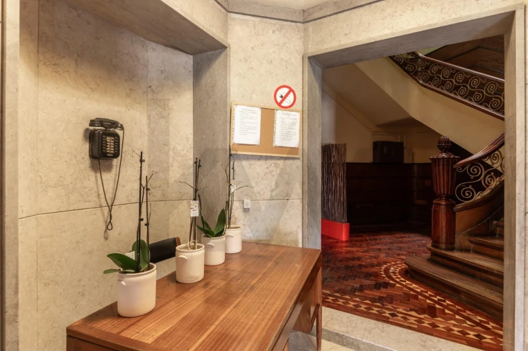 Apartamento T6 para Venda em Areeiro Foto 42