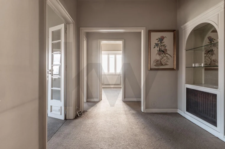 Apartamento T6 para Venda em Areeiro Foto 15