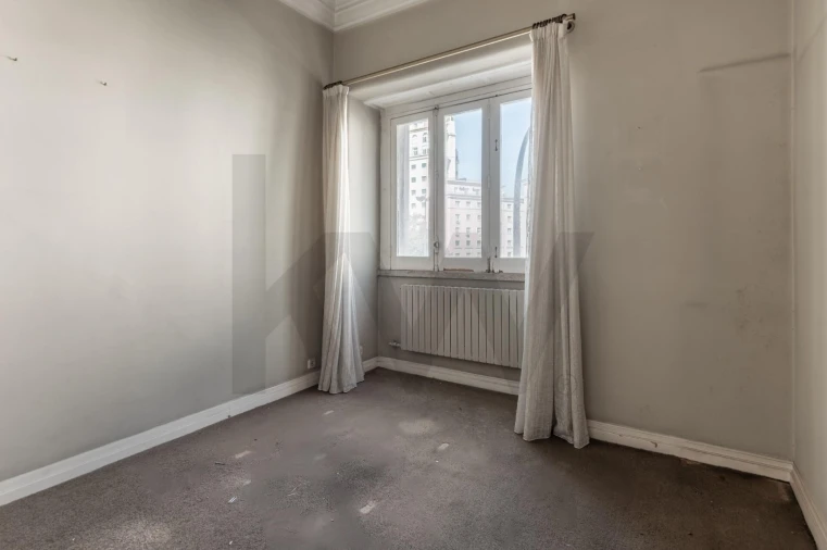 Apartamento T6 para Venda em Areeiro Foto 23