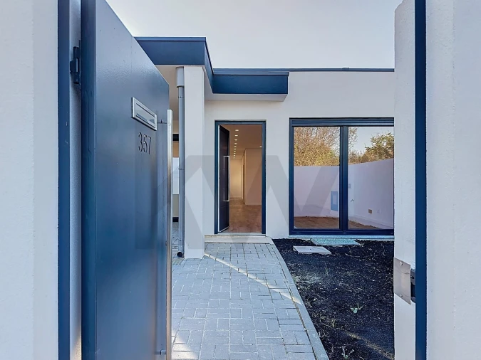 Moradia T3 para Venda em Santa Maria da Feira, Travanca, Sanfins e Espargo Foto 4