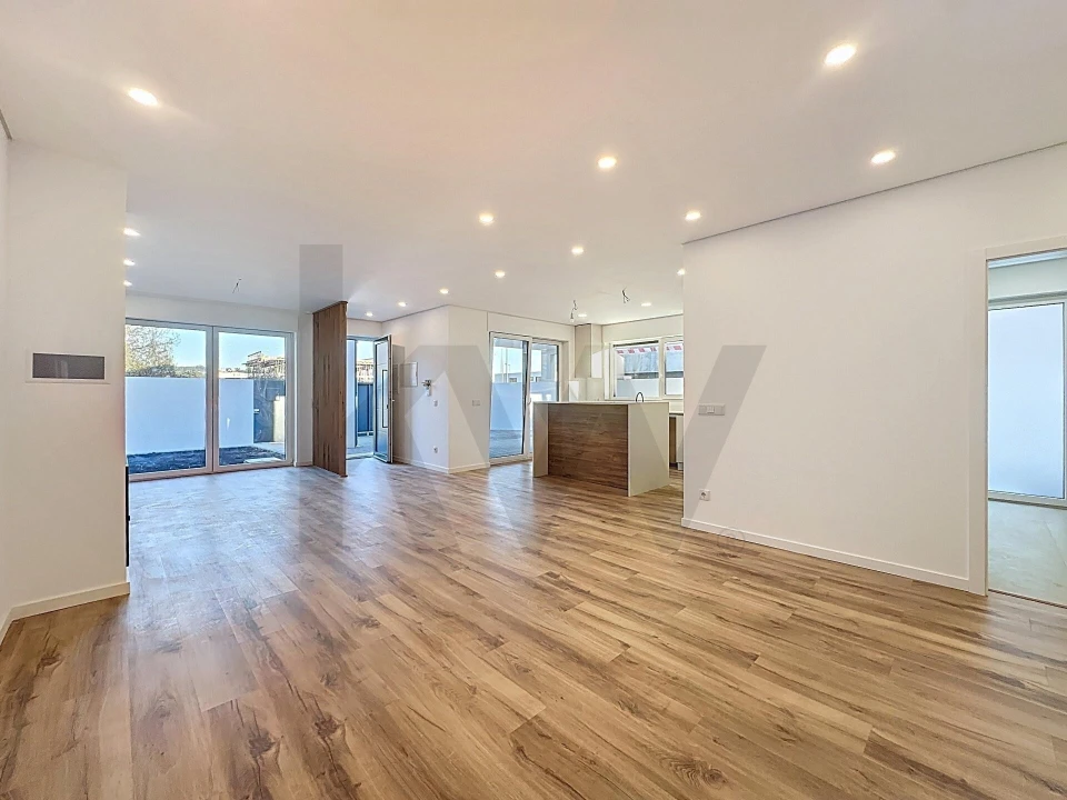 Moradia T3 para Venda em Santa Maria da Feira, Travanca, Sanfins e Espargo Foto 10